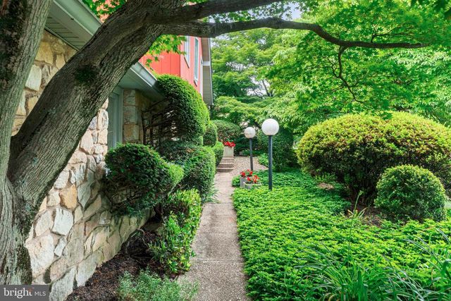 3809 MIDVALE LN, Huntingdon Valley, PA 19006