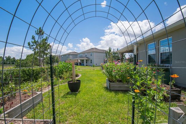 864 VINEYARD RIDGE ROAD, Minneola, FL 34715