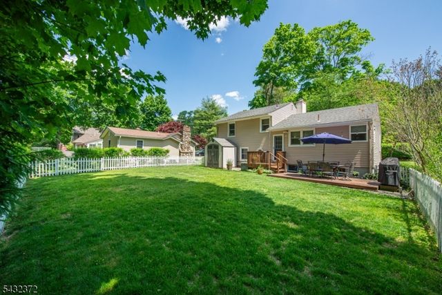 26 Lakeview Rd, Sparta Twp., NJ 07871