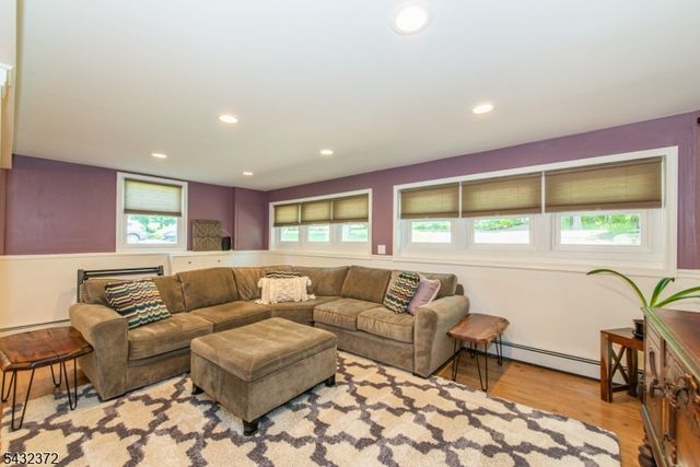 26 Lakeview Rd, Sparta Twp., NJ 07871
