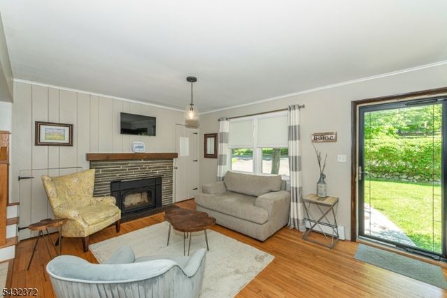 26 Lakeview Rd, Sparta Twp., NJ 07871