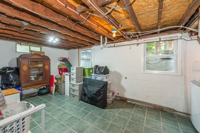 26 Lakeview Rd, Sparta Twp., NJ 07871
