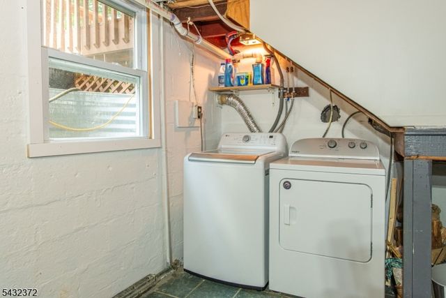26 Lakeview Rd, Sparta Twp., NJ 07871