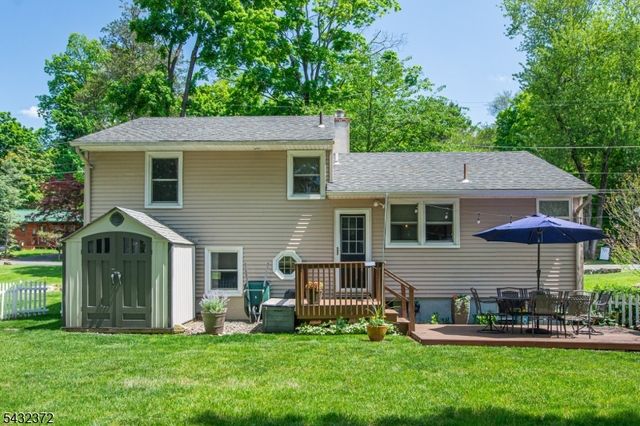 26 Lakeview Rd, Sparta Twp., NJ 07871