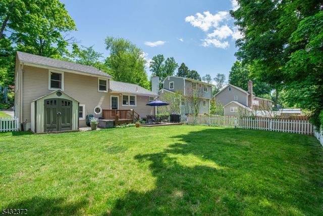 26 Lakeview Rd, Sparta Twp., NJ 07871