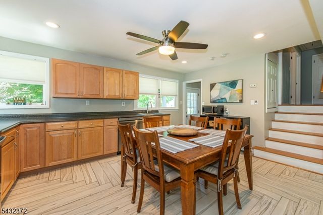 26 Lakeview Rd, Sparta Twp., NJ 07871