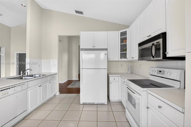 6595 Jackie Way, Lake Worth, FL 33467