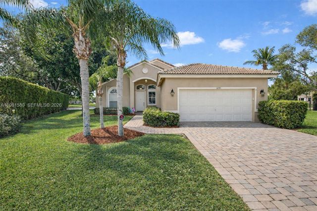 6595 Jackie Way, Lake Worth, FL 33467