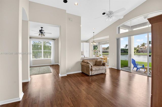 6595 Jackie Way, Lake Worth, FL 33467