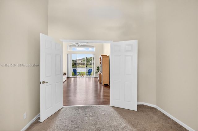 6595 Jackie Way, Lake Worth, FL 33467