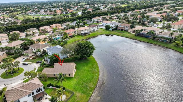 6595 Jackie Way, Lake Worth, FL 33467