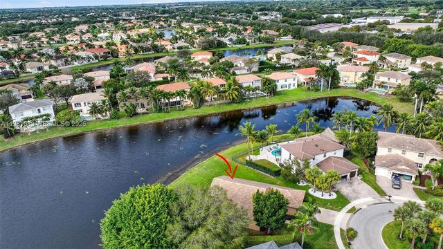 6595 Jackie Way, Lake Worth, FL 33467