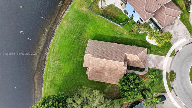 6595 Jackie Way, Lake Worth, FL 33467