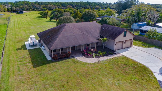 2774 Gentile Road, Fort Pierce, FL 34945