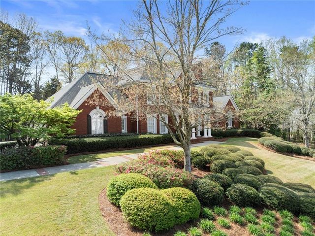 2520 Heritage Court, Buford, GA 30518