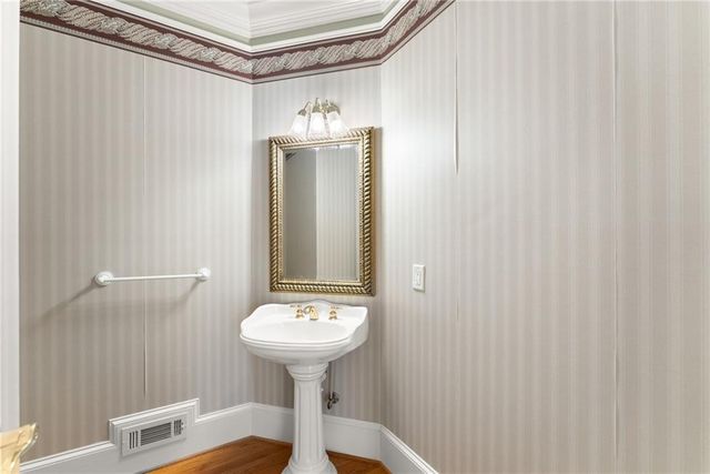 2520 Heritage Court, Buford, GA 30518