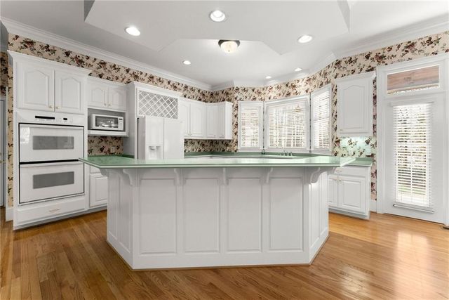 2520 Heritage Court, Buford, GA 30518