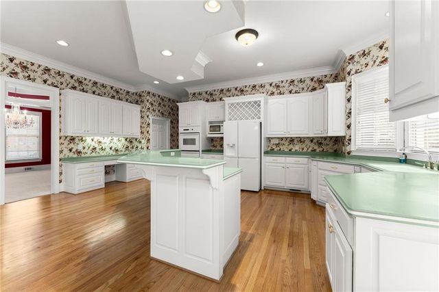 2520 Heritage Court, Buford, GA 30518