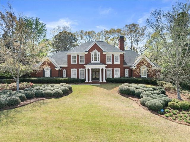 2520 Heritage Court, Buford, GA 30518