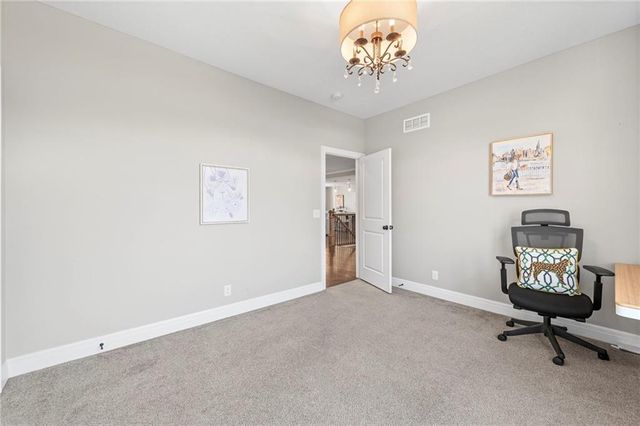 21004 E 37th Terrace S, Independence, MO 64057
