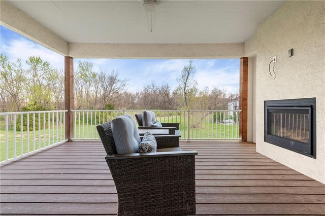 21004 E 37th Terrace S, Independence, MO 64057