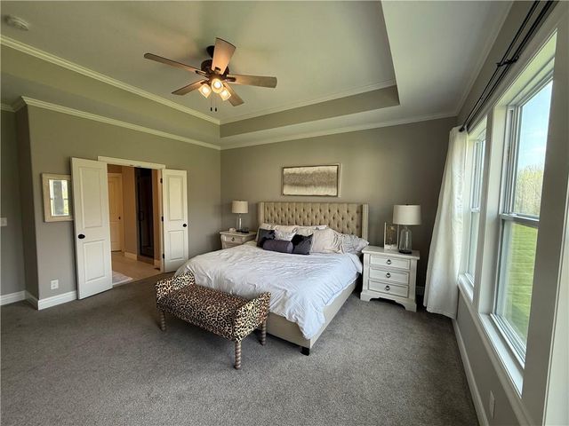 21004 E 37th Terrace S, Independence, MO 64057