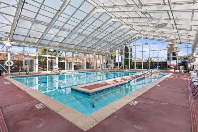 1048 Cabris Ln, Roseville, CA 95747