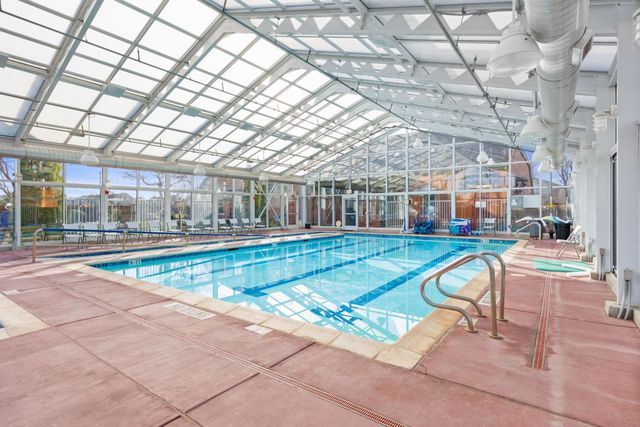 1048 Cabris Ln, Roseville, CA 95747
