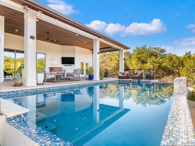 2016 Big Spring, Canyon Lake, TX 78133