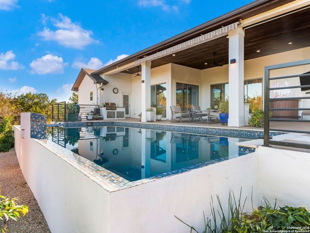 2016 Big Spring, Canyon Lake, TX 78133