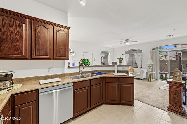 1350 S GREENFIELD Road 1073, Mesa, AZ 85206