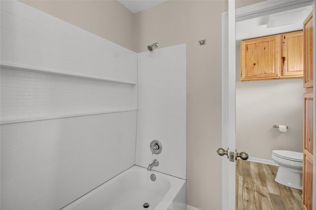3067 Cr-580, West Columbia, TX 77486