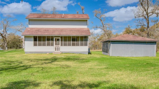 3067 Cr-580, West Columbia, TX 77486