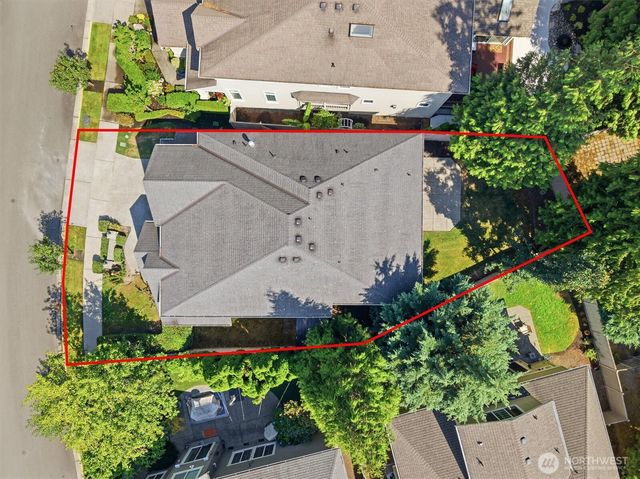 11758 168th Place NE, Redmond, WA 98052