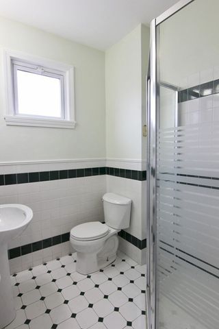 989 Boylston Street 989, Newton, MA 02461