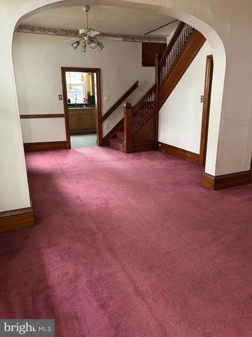 136-138 S MARKET ST, Shamokin, PA 17872