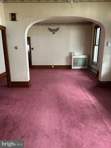 136-138 S MARKET ST, Shamokin, PA 17872