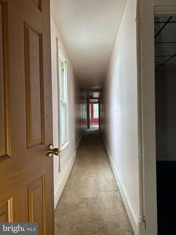 136-138 S MARKET ST, Shamokin, PA 17872