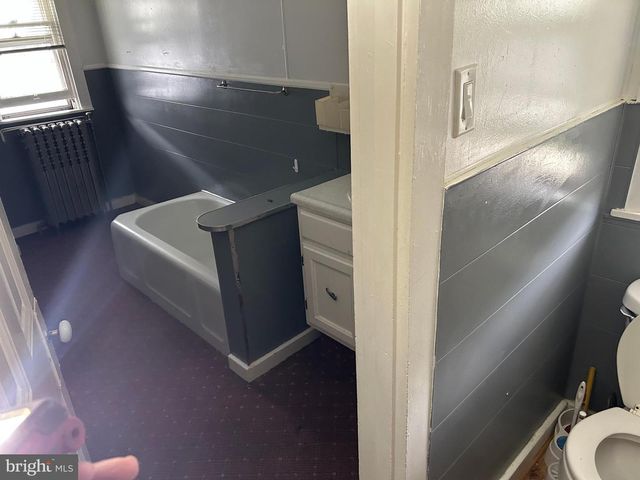 136-138 S MARKET ST, Shamokin, PA 17872