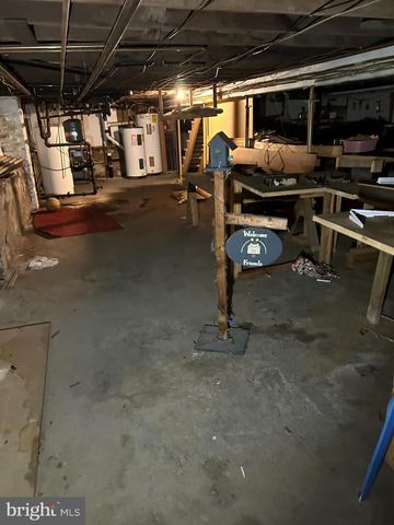 136-138 S MARKET ST, Shamokin, PA 17872