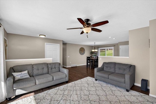 690 French Court, Oregon, WI 53575