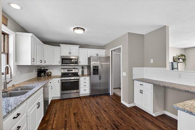 690 French Court, Oregon, WI 53575