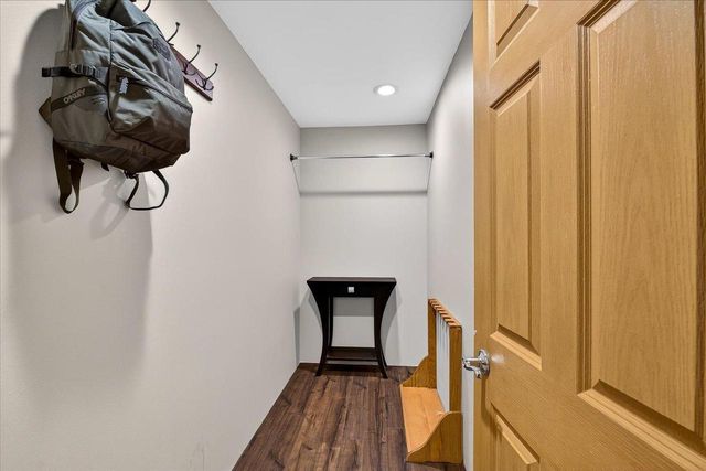 690 French Court, Oregon, WI 53575