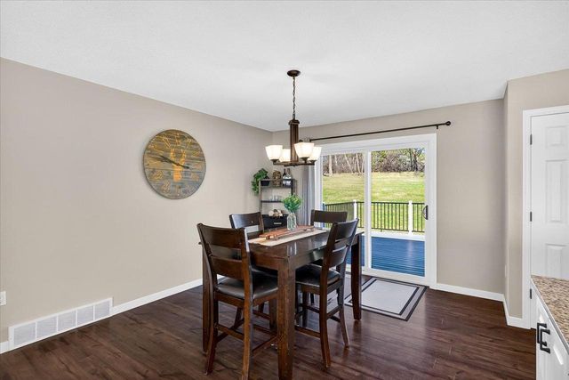 690 French Court, Oregon, WI 53575