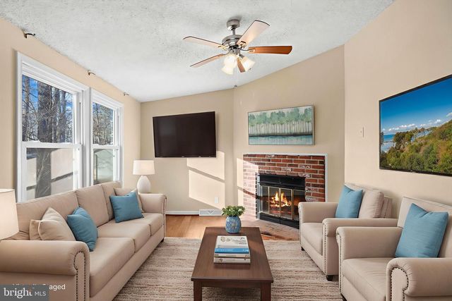 13621 FLANK MARCH LN, Spotsylvania, VA 22551