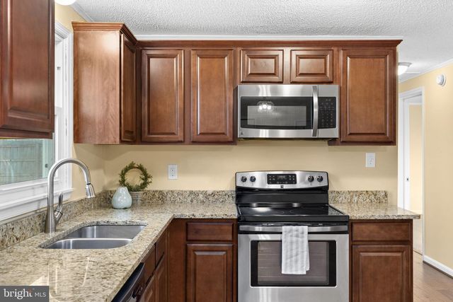 13621 FLANK MARCH LN, Spotsylvania, VA 22551