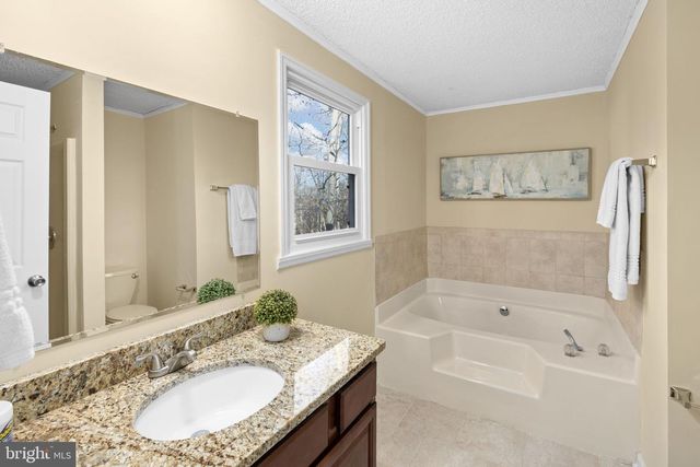 13621 FLANK MARCH LN, Spotsylvania, VA 22551