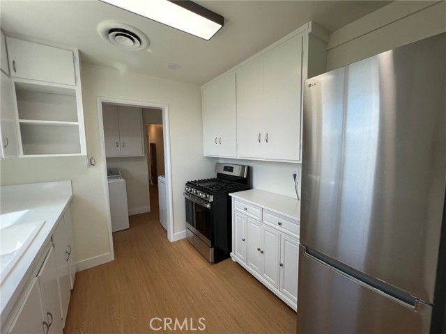 15683 Fir, Hesperia, CA 92345