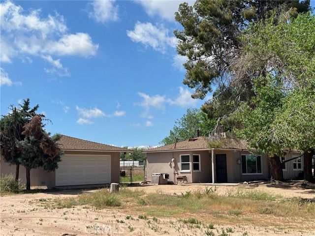 15683 Fir, Hesperia, CA 92345