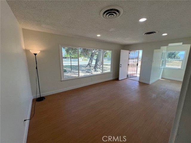 15683 Fir, Hesperia, CA 92345